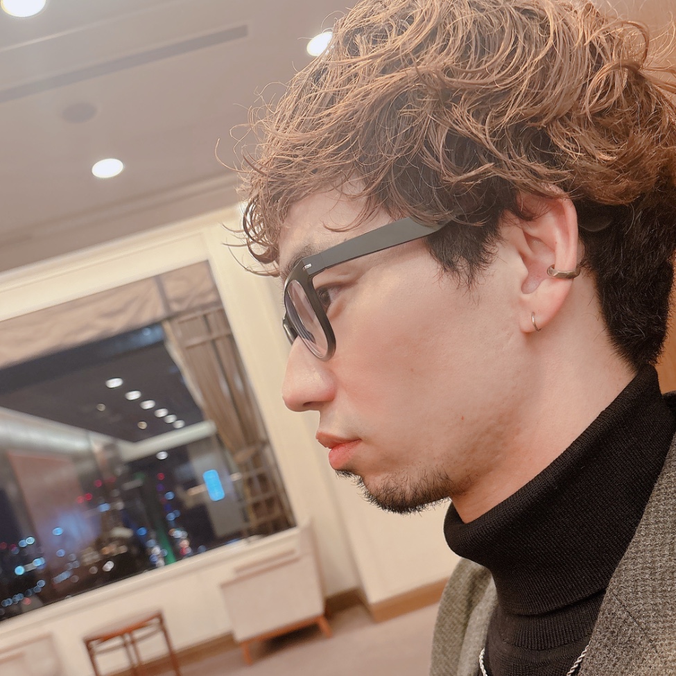 スタッフ